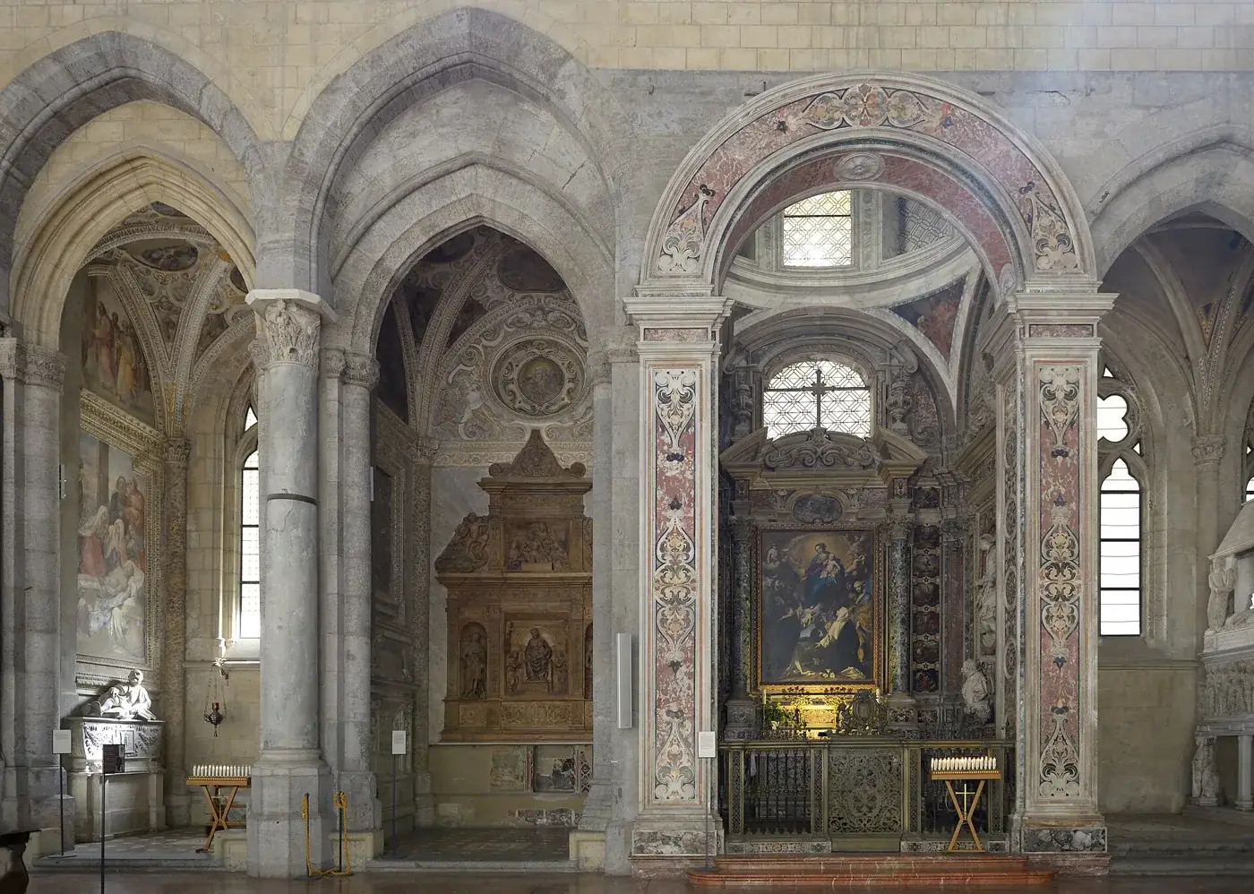 Naples old town tour with an archaeologist: origins, cults, legends