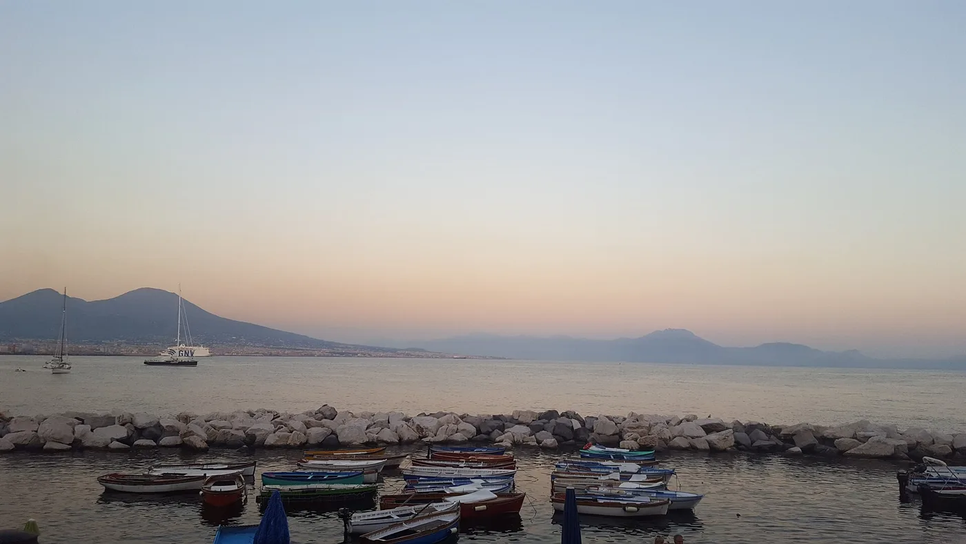 Tre ore in barca al tramonto, con spritz e bruschette